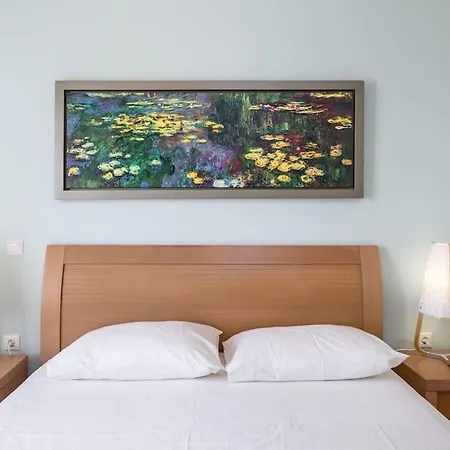 Vinaria Litoa Waterfront Μηνιά