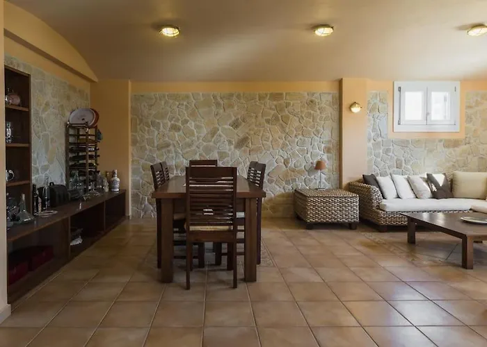 Vinaria Litoa Waterfront * Minia