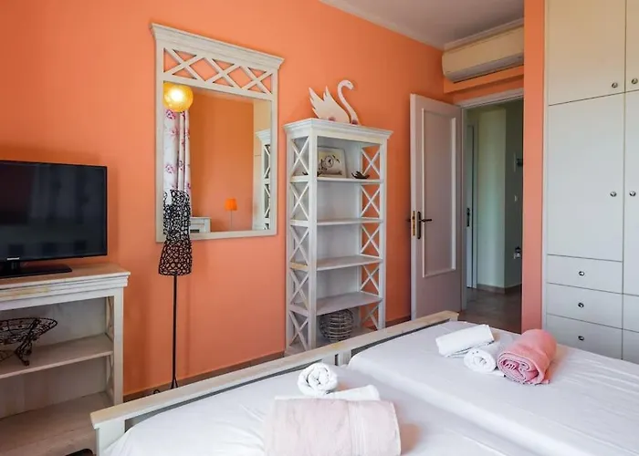 Vinaria Litoa Waterfront Minia